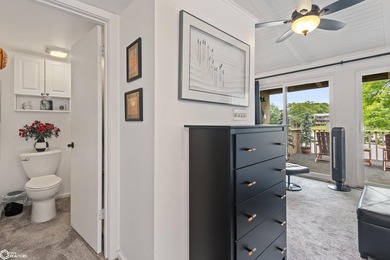 Beautifully updated 2-bedroom, 3-bath two-story end-unit condo - photo 19