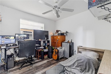 Looking for Space? This is the one. 4 Bedroom, 3 Bath + a Den - photo 21