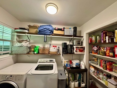 Welcome to 202 Commodore Drive in North Baldwin! This beautiful - photo 23