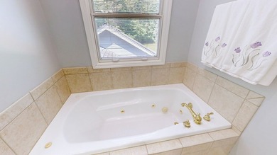 Tucked away on 6.5 beautiful acres, this one-owner traditional - photo 28