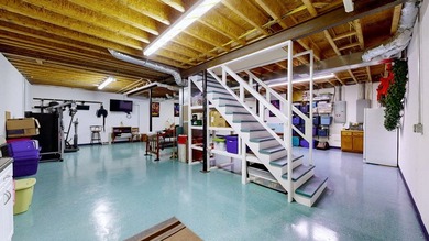 Tucked away on 6.5 beautiful acres, this one-owner traditional - photo 30