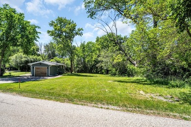 Why rent when you can build? This beautiful level and cleared - photo 1