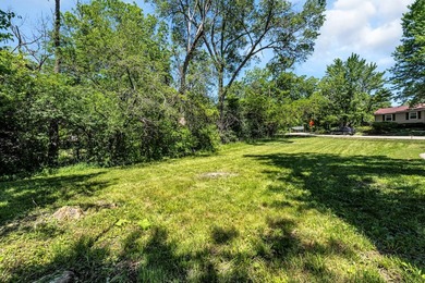 Why rent when you can build? This beautiful level and cleared - photo 3