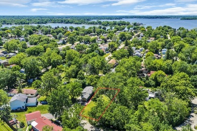 Why rent when you can build? This beautiful level and cleared - photo 7