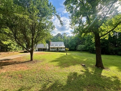 Welcome to 202 Commodore Drive in North Baldwin! This beautiful - photo 39