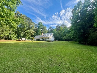 Welcome to 202 Commodore Drive in North Baldwin! This beautiful - photo 40