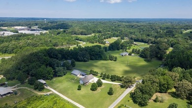 Tucked away on 6.5 beautiful acres, this one-owner traditional - photo 49