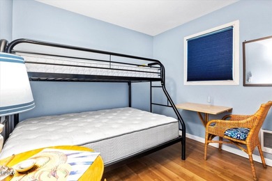 Charming, light-filled 2-bedroom, 1-bath beach cottage-just two - photo 21