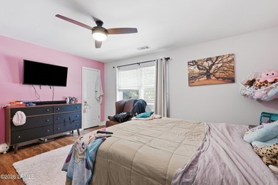 Welcome to your beautifully renovated, low-maintenance oasis in - photo 22
