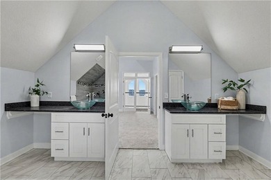 Lake life is calling-and this one delivers the views, the space - photo 23