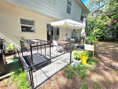 Room for everyone in this lovely home! 4 bedrooms plus a den! 2 - photo 33