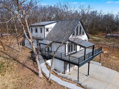 Lake life is calling-and this one delivers the views, the space - photo 34