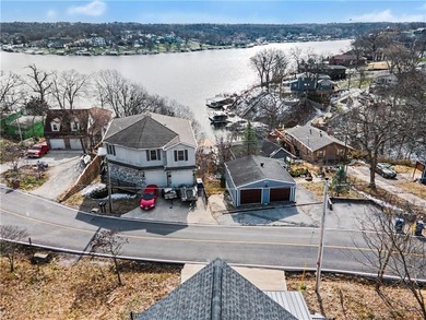 Lake life is calling-and this one delivers the views, the space - photo 36
