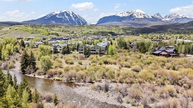 Welcome to this exceptional 4-bedroom townhome in the highly - photo 4