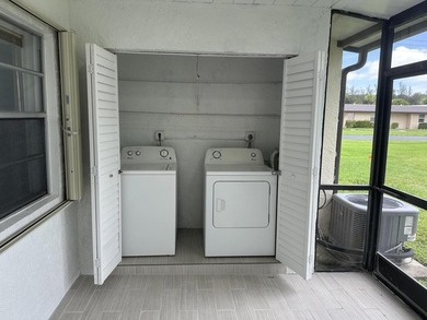 Completely renovated and move-in ready, this stunning villa - photo 18
