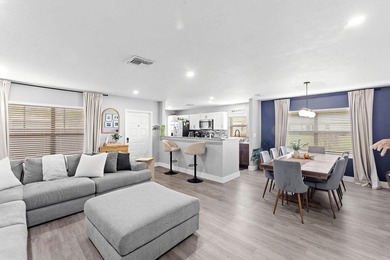 Beautifully renovated 2-bedroom, 2-bath end unit offering - photo 1