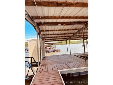 Experience the Ultimate Turnkey Lake Life! Escape to the 66MM - photo 26