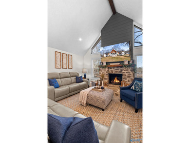 Waterfront living at its best! This newly renovated one-story - photo 11