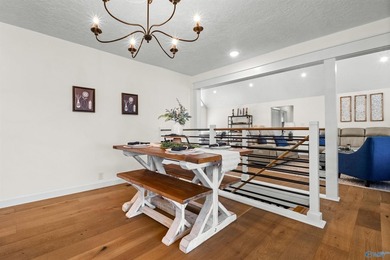 Waterfront living at its best! This newly renovated one-story - photo 12