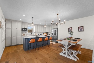 Waterfront living at its best! This newly renovated one-story - photo 13