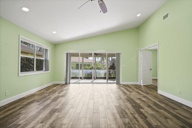 Discover this beautifully renovated 3-bedroom, 2-bath residence - photo 13