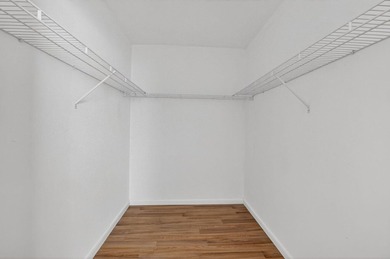 Welcome to this beautifully maintained 2-bedroom, 2-bathroom - photo 15