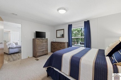 Completely renovated waterfront home in New Concord located in a - photo 19