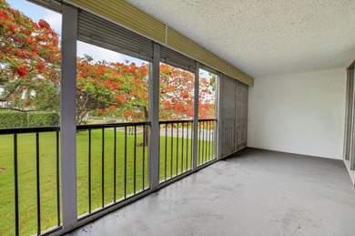 Welcome to this beautifully maintained 2-bedroom, 2-bathroom - photo 22
