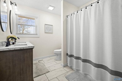 Waterfront living at its best! This newly renovated one-story - photo 25