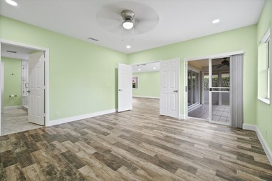Discover this beautifully renovated 3-bedroom, 2-bath residence - photo 26