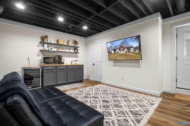 Waterfront living at its best! This newly renovated one-story - photo 29