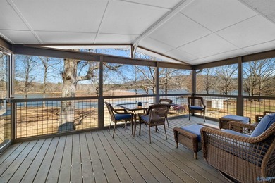 Waterfront living at its best! This newly renovated one-story - photo 36