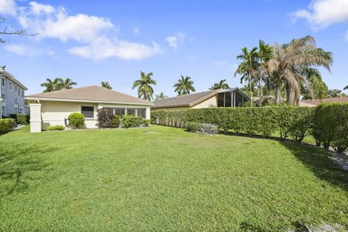 Discover this beautifully renovated 3-bedroom, 2-bath residence - photo 36