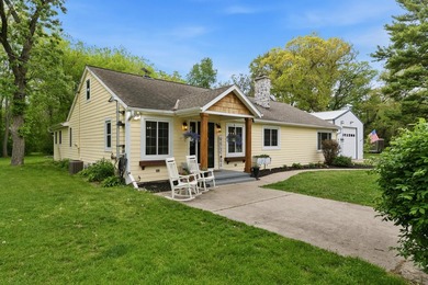 Set on nearly an acre in a close-knit lake community, this - photo 4