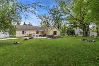 Set on nearly an acre in a close-knit lake community, this - photo 7