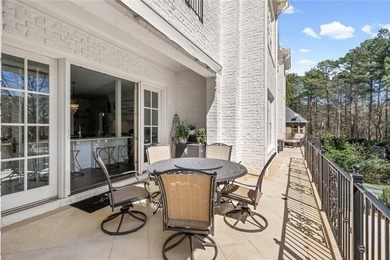This extraordinary estate in the prestigious Windward community - photo 24