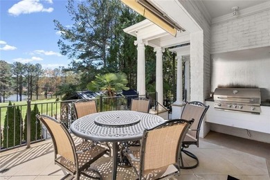 This extraordinary estate in the prestigious Windward community - photo 25