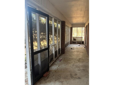 Don't miss out on this fabulous opportunity! Estate-style - photo 25