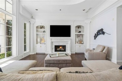 This extraordinary estate in the prestigious Windward community - photo 28