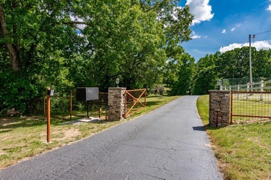 Welcome to one of Dayton's most beautiful luxury estates! - photo 48