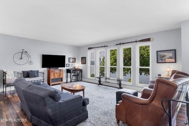 Welcome to lakefront living at its finest! This beautifully - photo 12