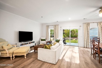 Built in 2021 by renowned local builder Allen Patterson, this - photo 15