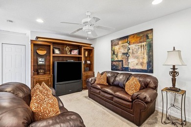 3 BD | 2.5 BA lakefront home in Addison Lakes offering a - photo 15