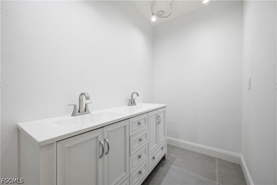Rare opportunity in Northwest Bradenton! This spacious pool home - photo 20