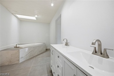 Rare opportunity in Northwest Bradenton! This spacious pool home - photo 21