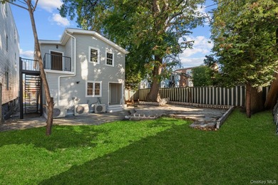Space, style & modern luxury come together at 2118 Quimby - photo 21
