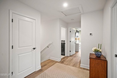 Built in 2021 by renowned local builder Allen Patterson, this - photo 22