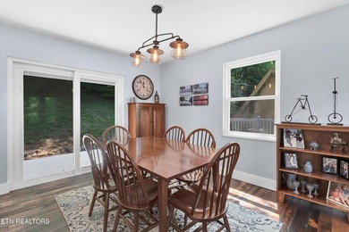 Welcome to lakefront living at its finest! This beautifully - photo 23