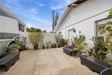 Rare opportunity in Northwest Bradenton! This spacious pool home - photo 26