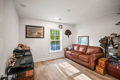 Built in 2021 by renowned local builder Allen Patterson, this - photo 27